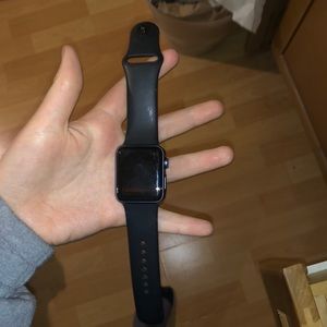 Apple Watch series 3 gps+cellular